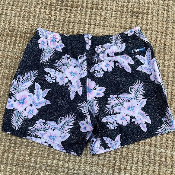 Chubbies Hawaiian Print Swim Trunks, zipper pocket size 2XL - Picture 2 of 6